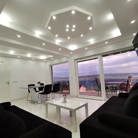 Apartments Blazevic, Heated Pool&Jacuzzi ดรามัลย์ ภายนอก รูปภาพ