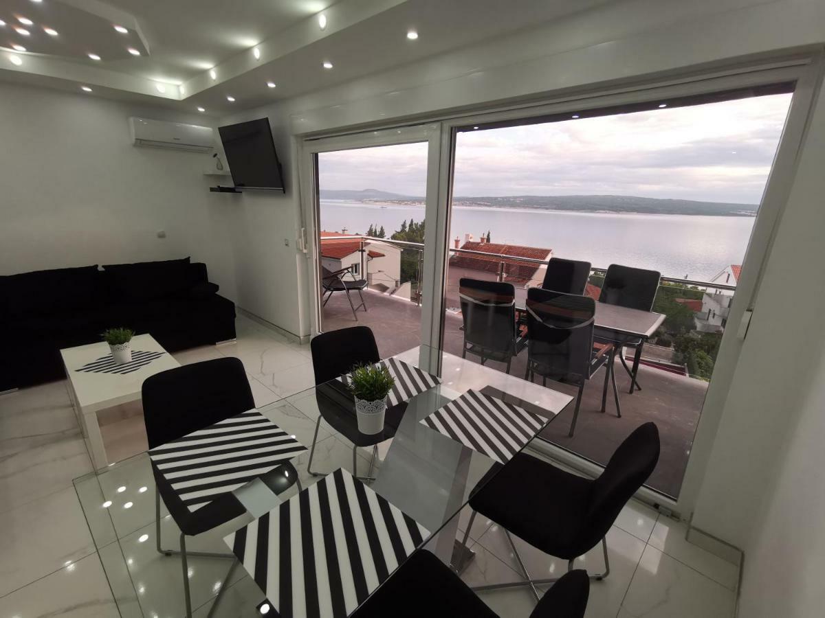 Apartments Blazevic, Heated Pool&Jacuzzi ดรามัลย์ ภายนอก รูปภาพ