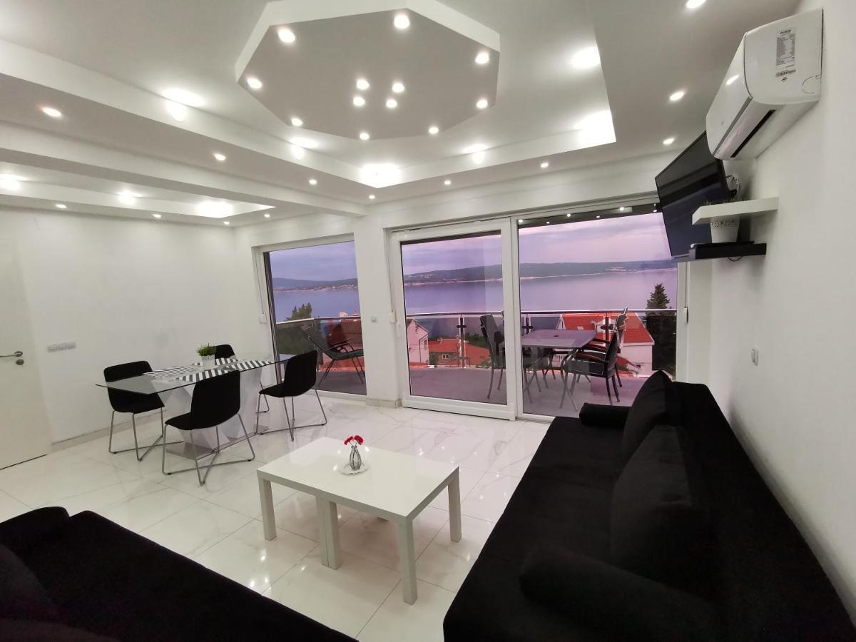 Apartments Blazevic, Heated Pool&Jacuzzi ดรามัลย์ ภายนอก รูปภาพ