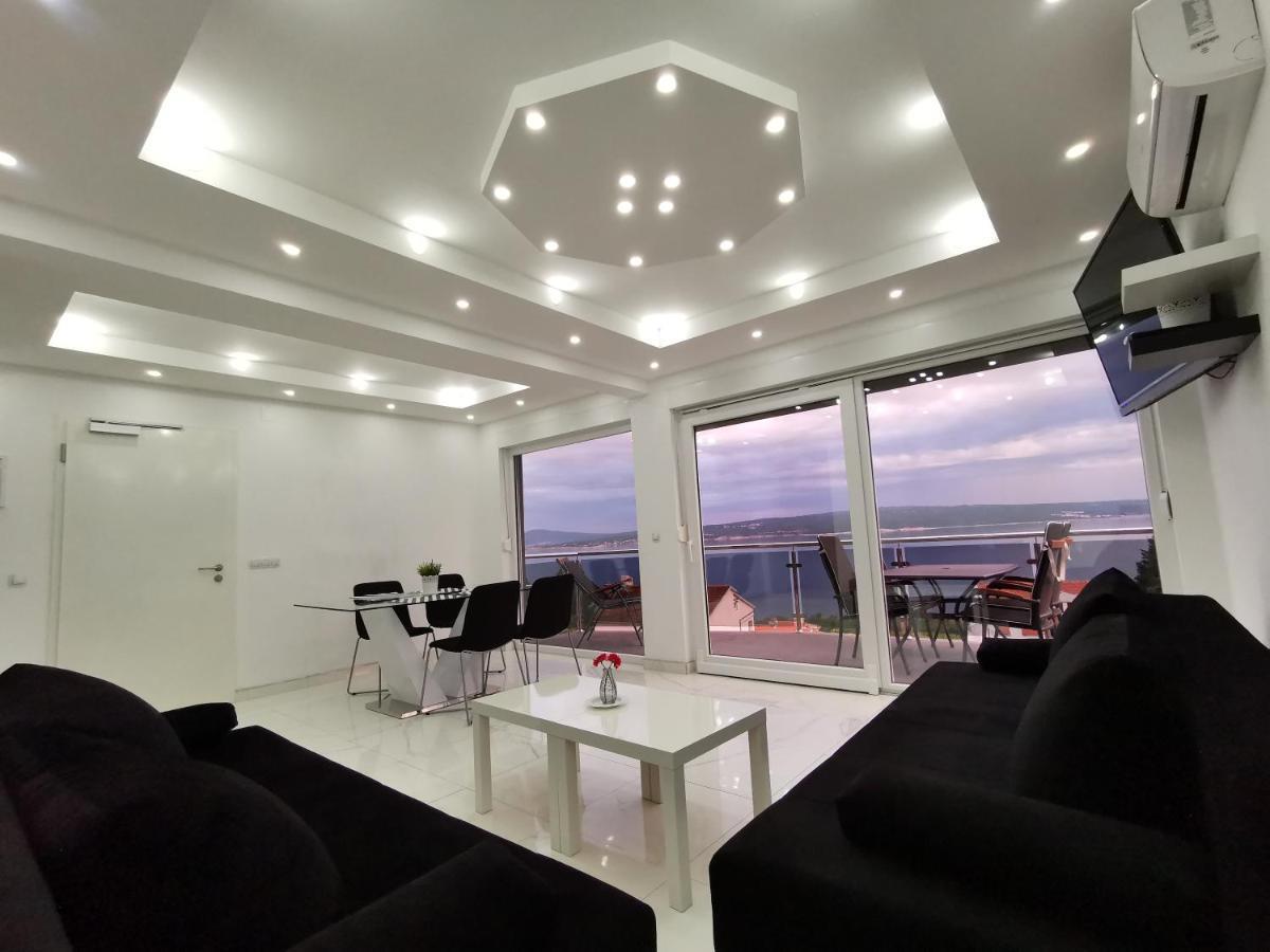 Apartments Blazevic, Heated Pool&Jacuzzi ดรามัลย์ ภายนอก รูปภาพ